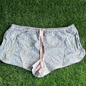 VICTORIAS SECRET Leopard Print Pajama Shorts size large